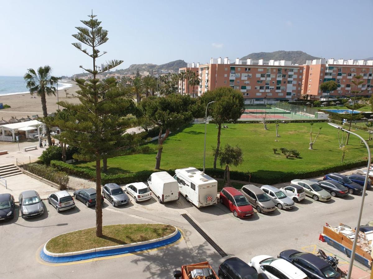 Bonito Apartamento En Primera Linea De Playa La Cala Del Moral Kültér fotó